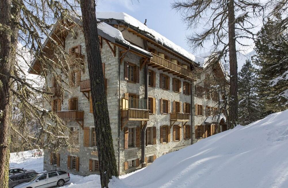 Grand Hotel & Kurhaus Arolla Exterior photo