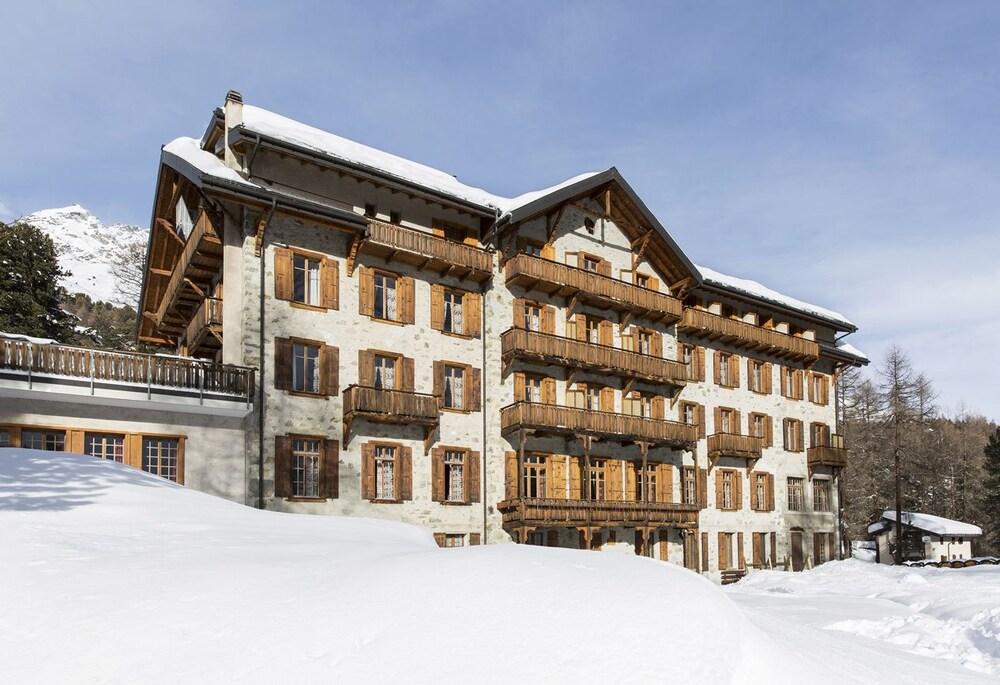 Grand Hotel & Kurhaus Arolla Exterior photo
